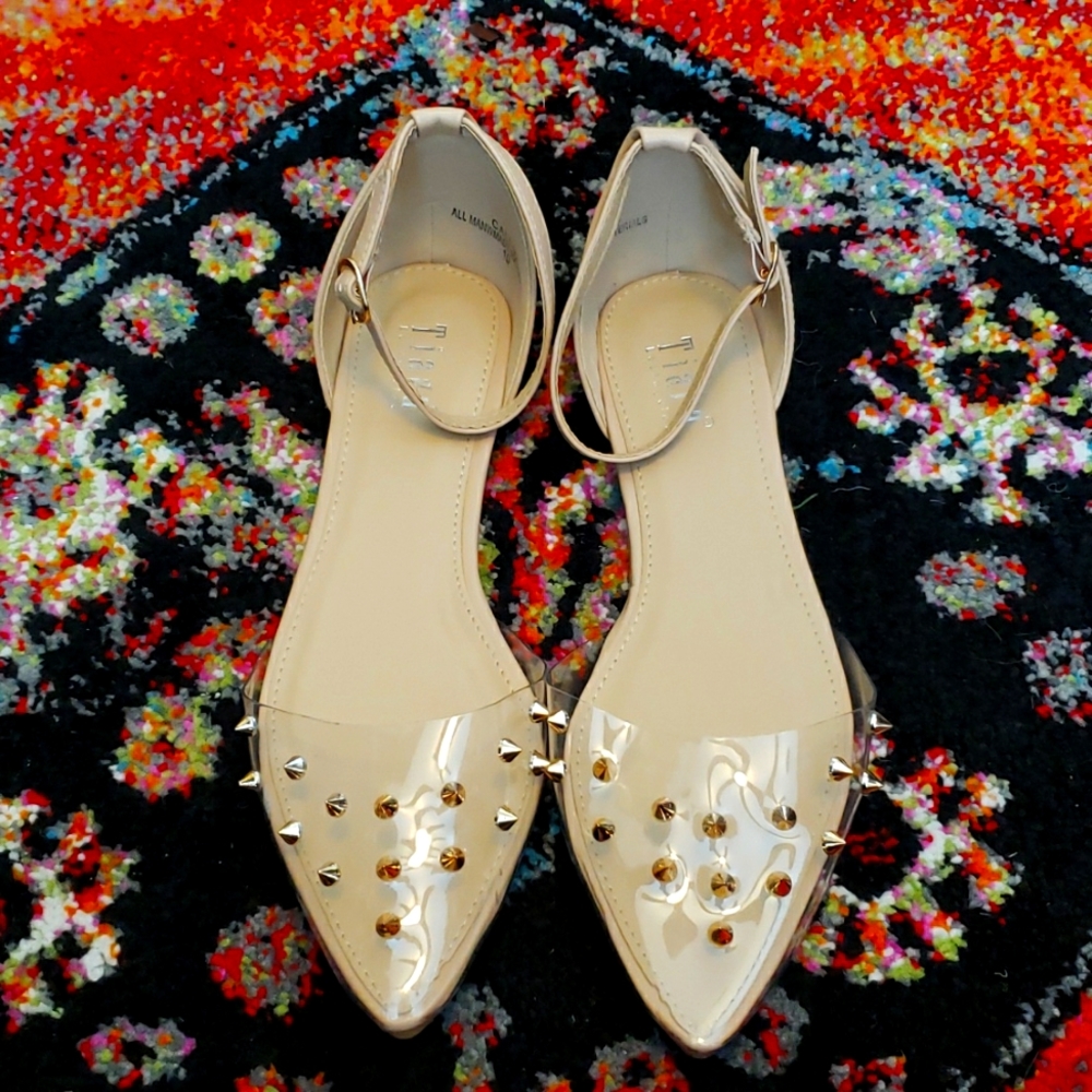 Studded Spike Clear Flats